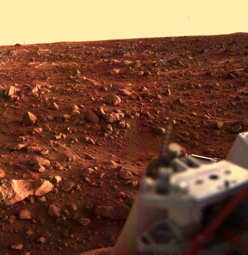 a color image of the lunar surface taken by Viking shows the same lack of canals, people, or plants.