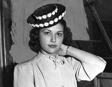 Photograph caption dated May 15, 1940 reads, "Mildred Hinchcliff - Tells of Life of Shame." 