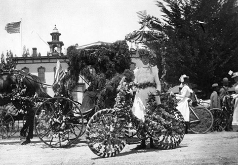 Fourth of July parade participants