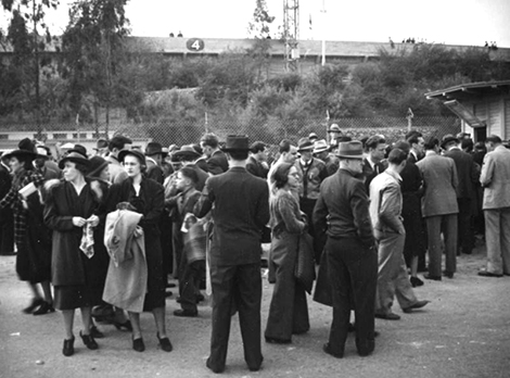 Buying tickets, 1938 Rose Bowl