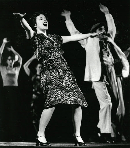 LuPone performing “Buenos Aires” during the Los Angeles run at the Dorothy Chandler Pavilion