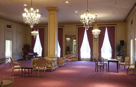 Bullocks Wilshire interior dining room