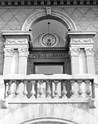 Entrance of Cahuenga Branch Library on Santa Monica Boulevard