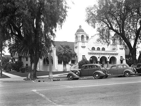 A view of the Riverside Public Library