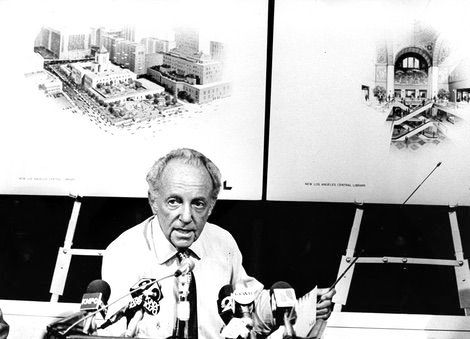 Architect Charles Luckman