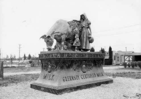 Adohr statue