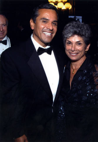 Laura Chick and Mayor Antonio Villaraigosa