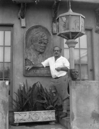 Finn Frolich with Jack London frieze