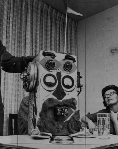 Lawrence Lipton's robot Duhab, detector of undesirable habitues