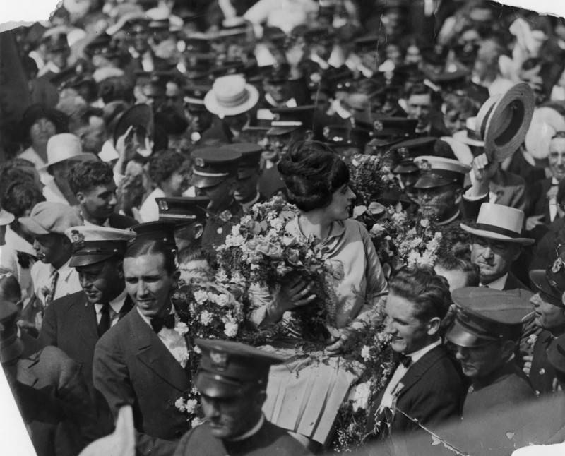Aimee Semple McPherson welcomed