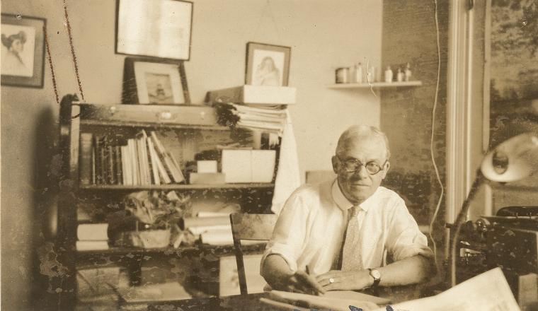 Samuel Clover at his desk in Los Angeles, 1925. New York Public Library.