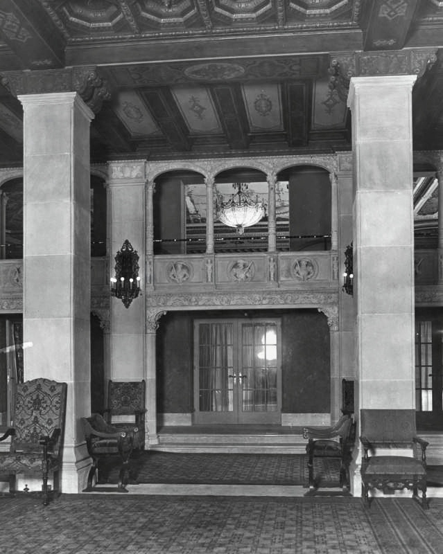 Ballroom Foyer looking towards the Ballroom