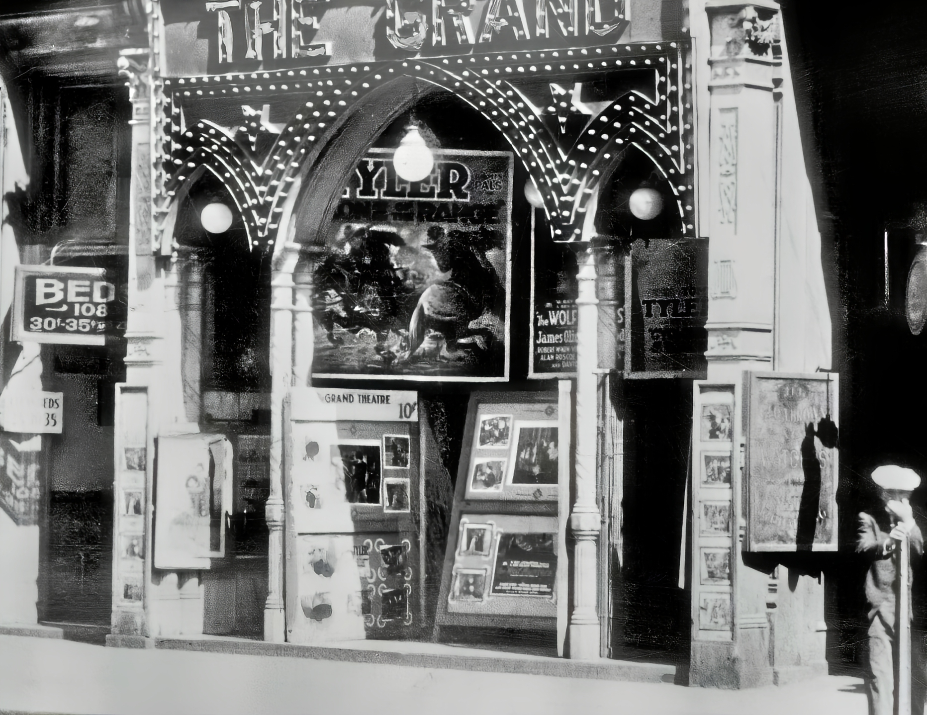Close up of the entrance, [ca.1929]