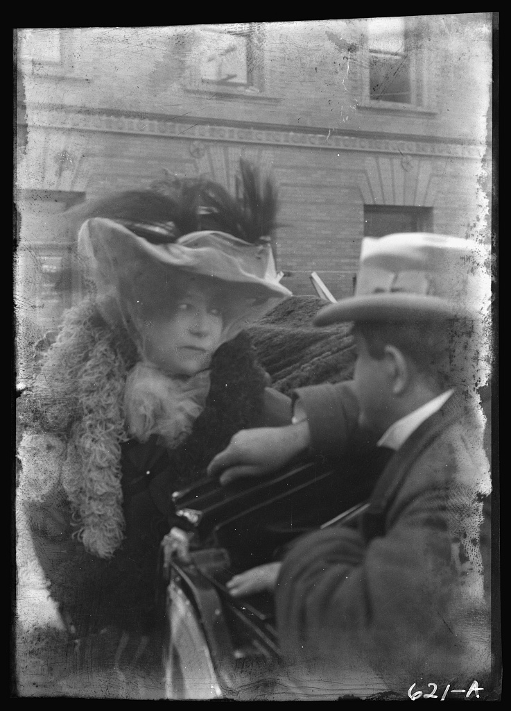 Bernhardt speaking with an unidentified man