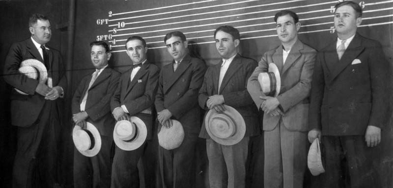 6 men without hats