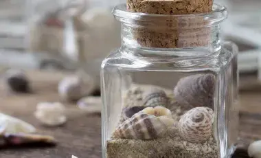 Image of a craft beach inside a jar
