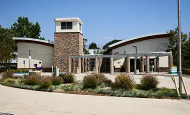 Exterior of Lake View Terrace Branch Library