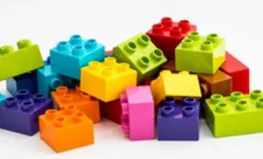 pile of different colored LEGO bricks