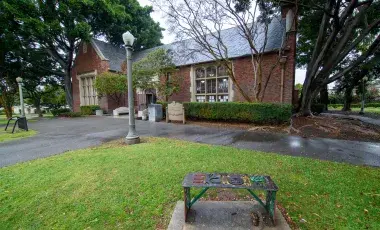Exterior of Memorial Branch Library