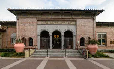 exterior of Pico Union Branch Library