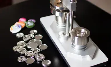 button maker