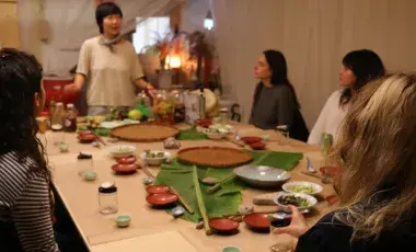 Jessica Wang conducting a demonstration