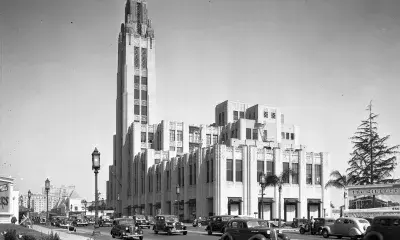 Bullock’s Wilshire specialty store