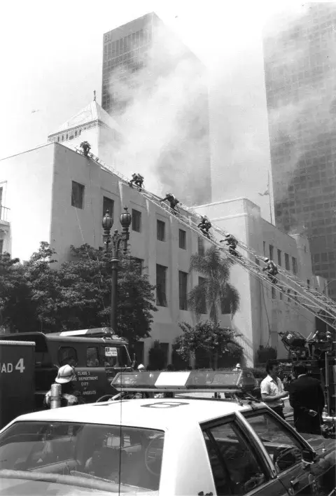 Image LAFD Battles Central Library Fire 