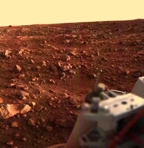 a color image of the lunar surface taken by Viking shows the same lack of canals, people, or plants.