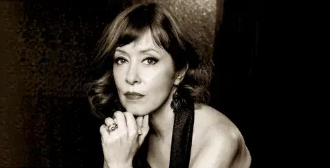 Suzanne Vega on the cover of her recent album, New York is My Destination