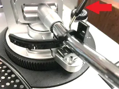 photo demonstrating where the tone arm is