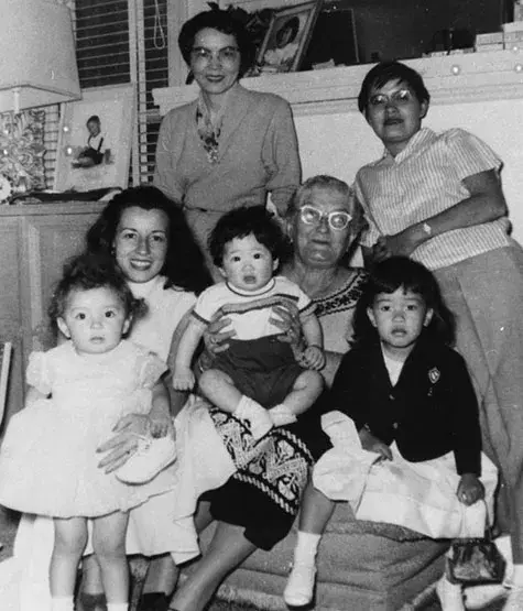 Chinese American women with children and their grandmother, Alice Lee (center) on Mother
