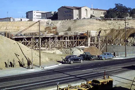 Fort Moore Hill
