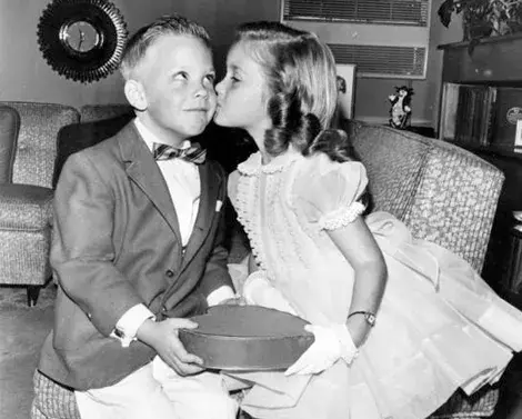 Jimmie Fox kisses Kathy Donovan