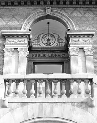 Entrance of Cahuenga Branch Library on Santa Monica Boulevard