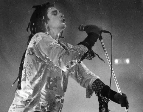 Perry Farrell, Jane