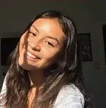 teen volunteer Stephanie Nolasco