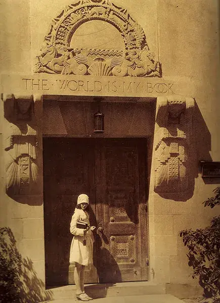 historic photo of entrance of former Children’s Department
