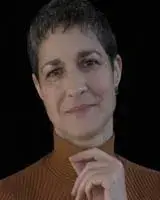 Physics on the Fringe: Smoke Rings, Circlons, and Alternative Theories of Everything