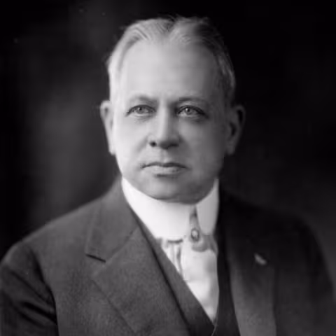 Portrait of Lynden Ellsworth Behymer.