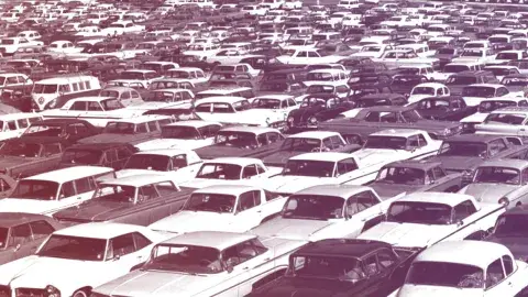 very crowded parking lot