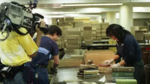 Boxing of damaged books