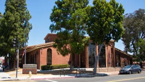 Exterior of Willmington Branch Library