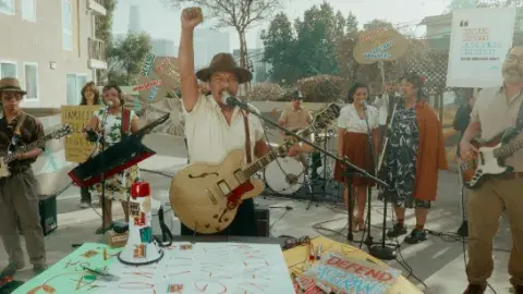 Zos!mo band