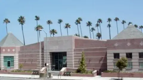 Washington Irving Library Exterior.