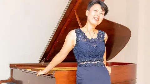 Pianist Makiko Hirata