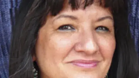 Author Sandra Cisneros